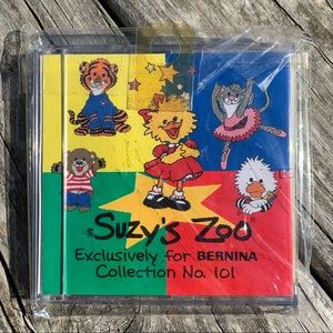 Bernina Suzy’s Zoo embroidery card.